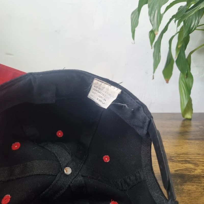 Vintage American baseball Hat Snapback cap one size adjustable black red Jim beam