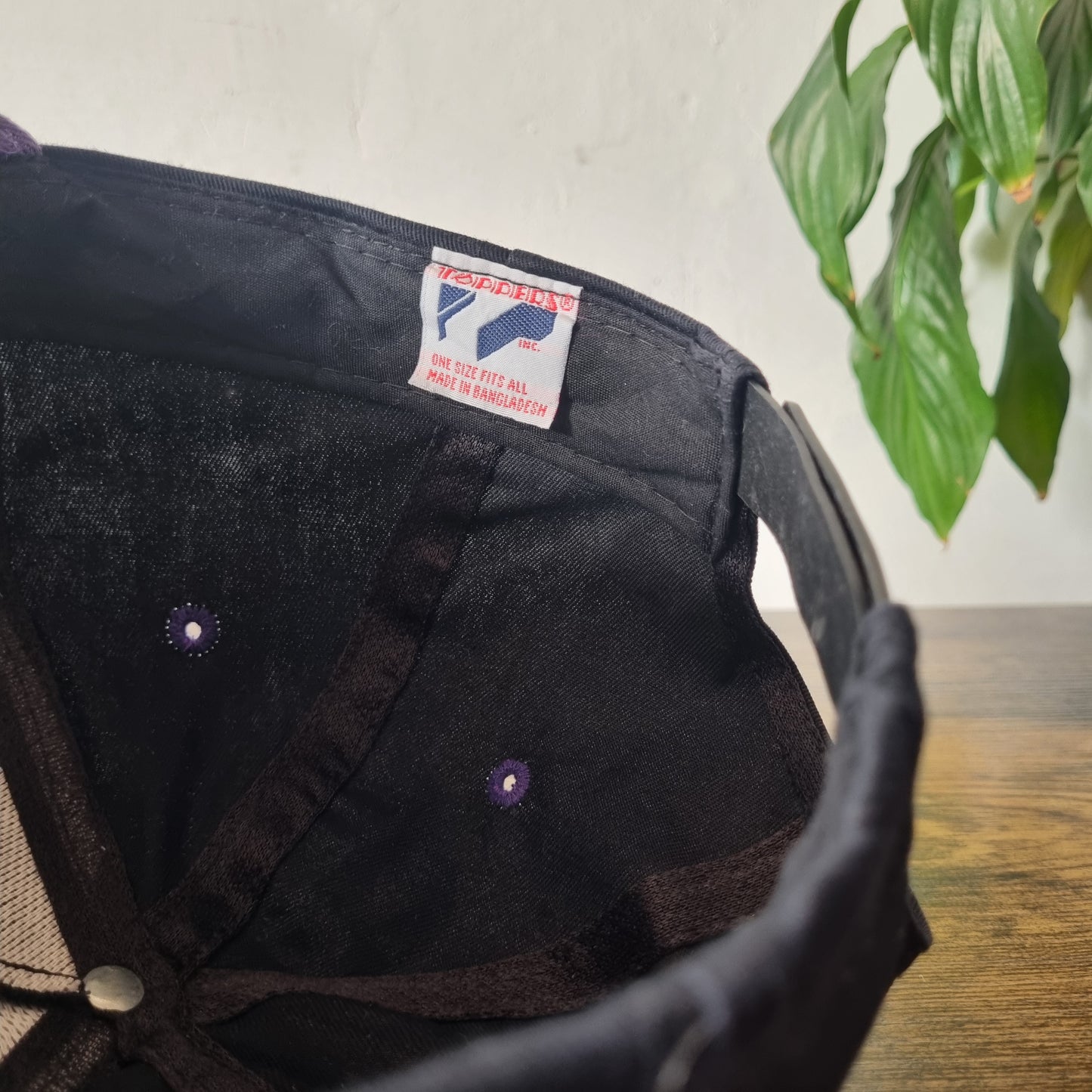Vintage American Trucker Hat Snapback cap one size Black Purple Javier Steel