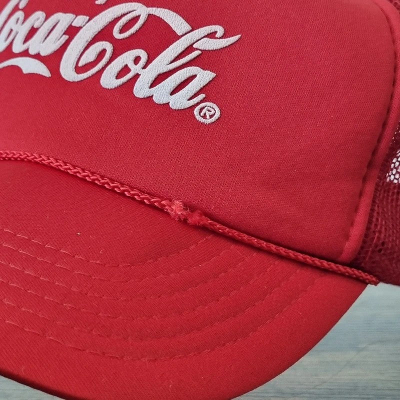 Vintage American Trucker Hat Snapback cap one size adjustable red coca cola