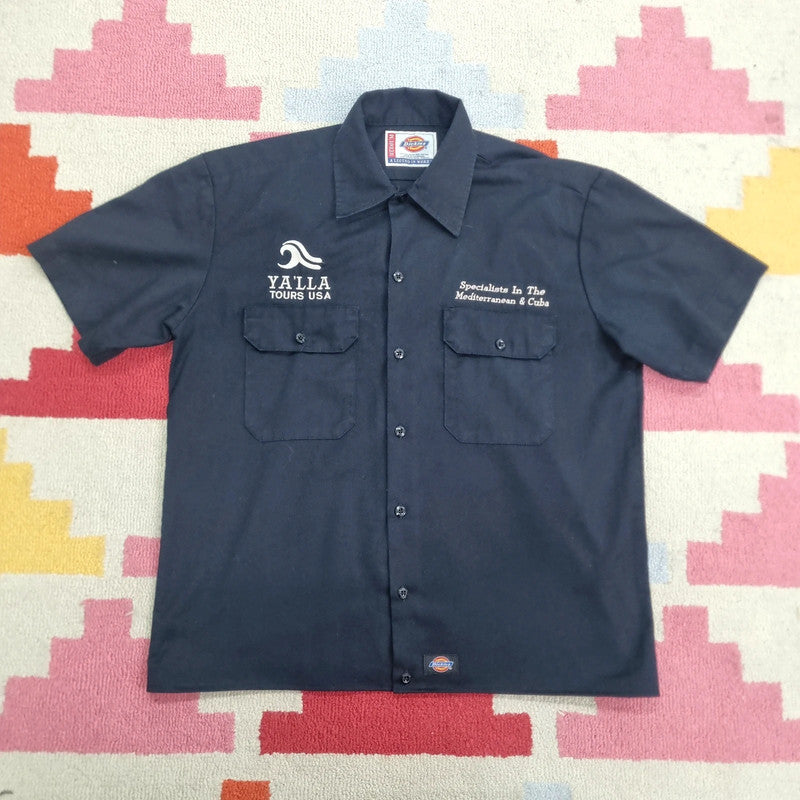 Vintage Dickies Boxy Fit Cropped Shirt Short Sleeve Medium plain Black Button Up Skater Y2K Surf