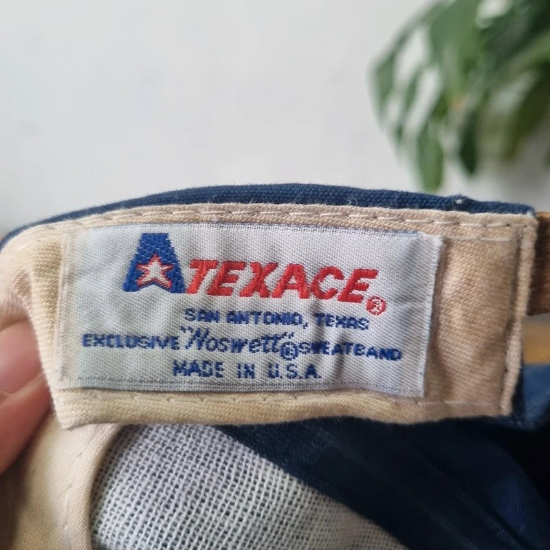 Vintage American baseball Hat Snapback cap one size adjustable willows run blue