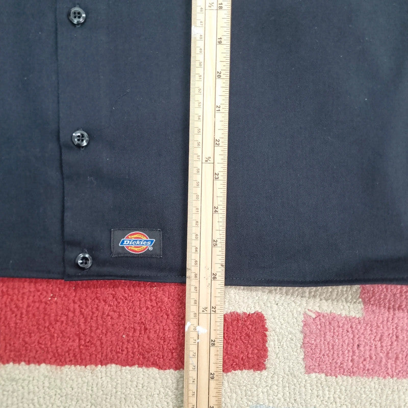 Vintage Dickies Boxy Fit Cropped Shirt Short Sleeve Medium plain Black Button Up Skater Y2K Surf