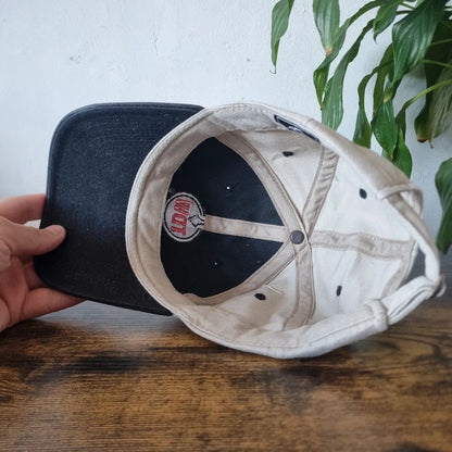 Vintage American baseball Hat Snapback cap one size adjustable beige black tdw
