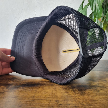 Vintage American Trucker Hat Snapback cap one size adjustable WMGG Radio black