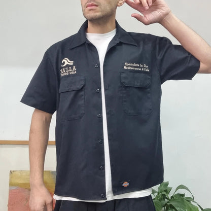 Vintage Dickies Boxy Fit Cropped Shirt Short Sleeve Medium plain Black Button Up Skater Y2K Surf