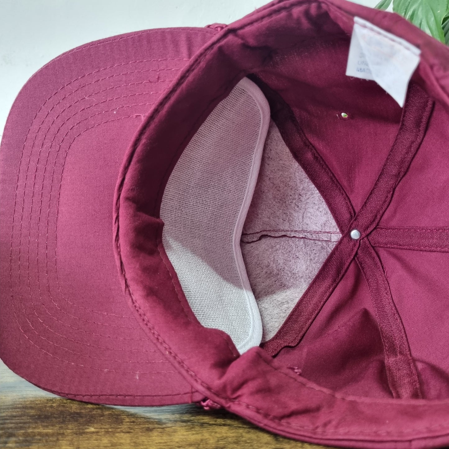 Vintage American Trucker Hat Snapback cap one size burgundy las vegas poker