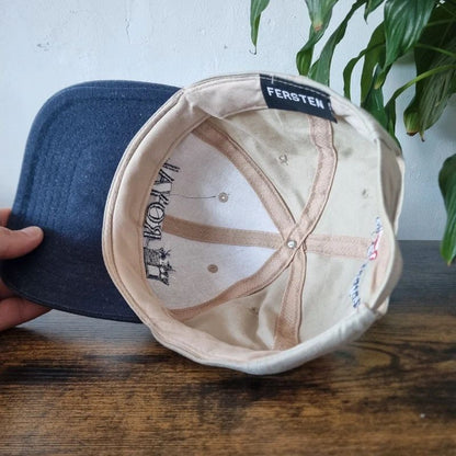 Vintage American baseball Hat Snapback cap one size adjustable beige navy Canada royal