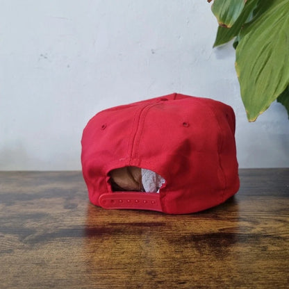 Vintage American Trucker Hat Snapback cap one size adjustable red oasis hotel casino