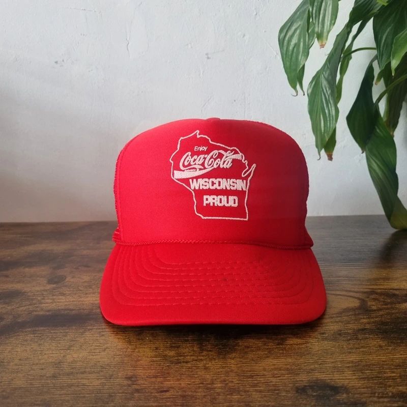 Vintage American Trucker Hat Snapback cap one size adjustable coca cola wisconsin