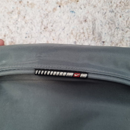 2000s Nike Backpack Rare Y2K Youth Size / Kids Black Grey