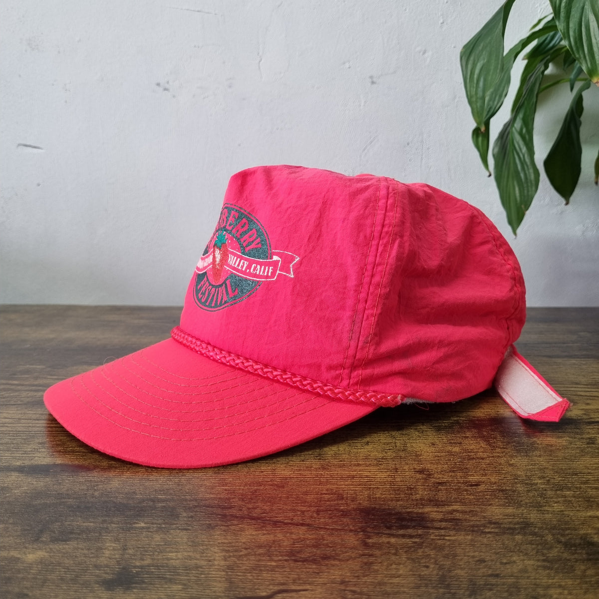 Vintage American Trucker Hat Snapback cap one size red Strawberry Festival