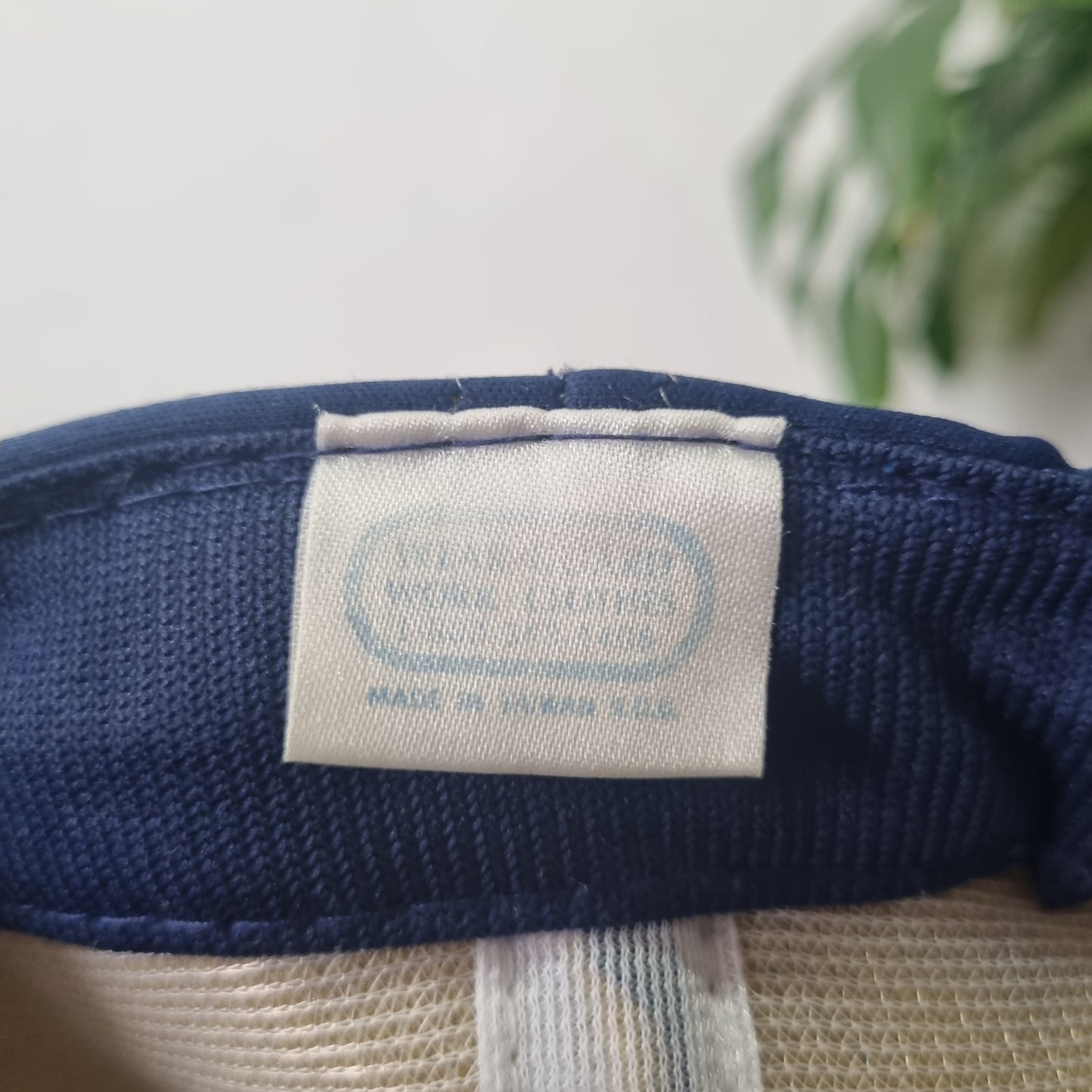 Vintage American Trucker Hat Snapback cap one size adjustable navy white Coastal