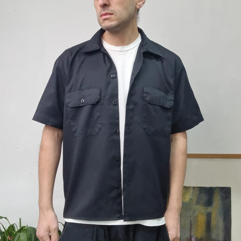 Vintage Dickies Boxy Fit Cropped Shirt Short Sleeve Medium plain Black Button Up Skater Y2K Surf