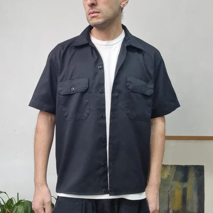Vintage Dickies Boxy Fit Cropped Shirt Short Sleeve Medium plain Black Button Up Skater Y2K Surf