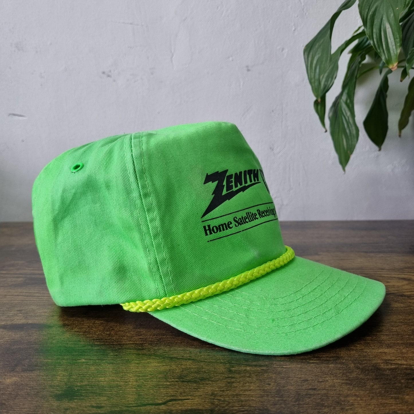 Vintage American Trucker Hat Snapback cap one size green zenith satellite