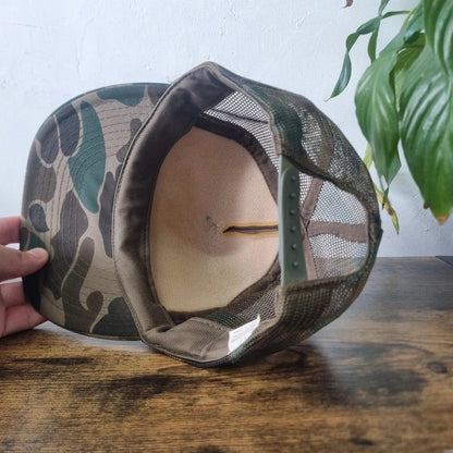 Vintage American Trucker Hat Snapback cap one size adjustable khaki camo buck busters deer