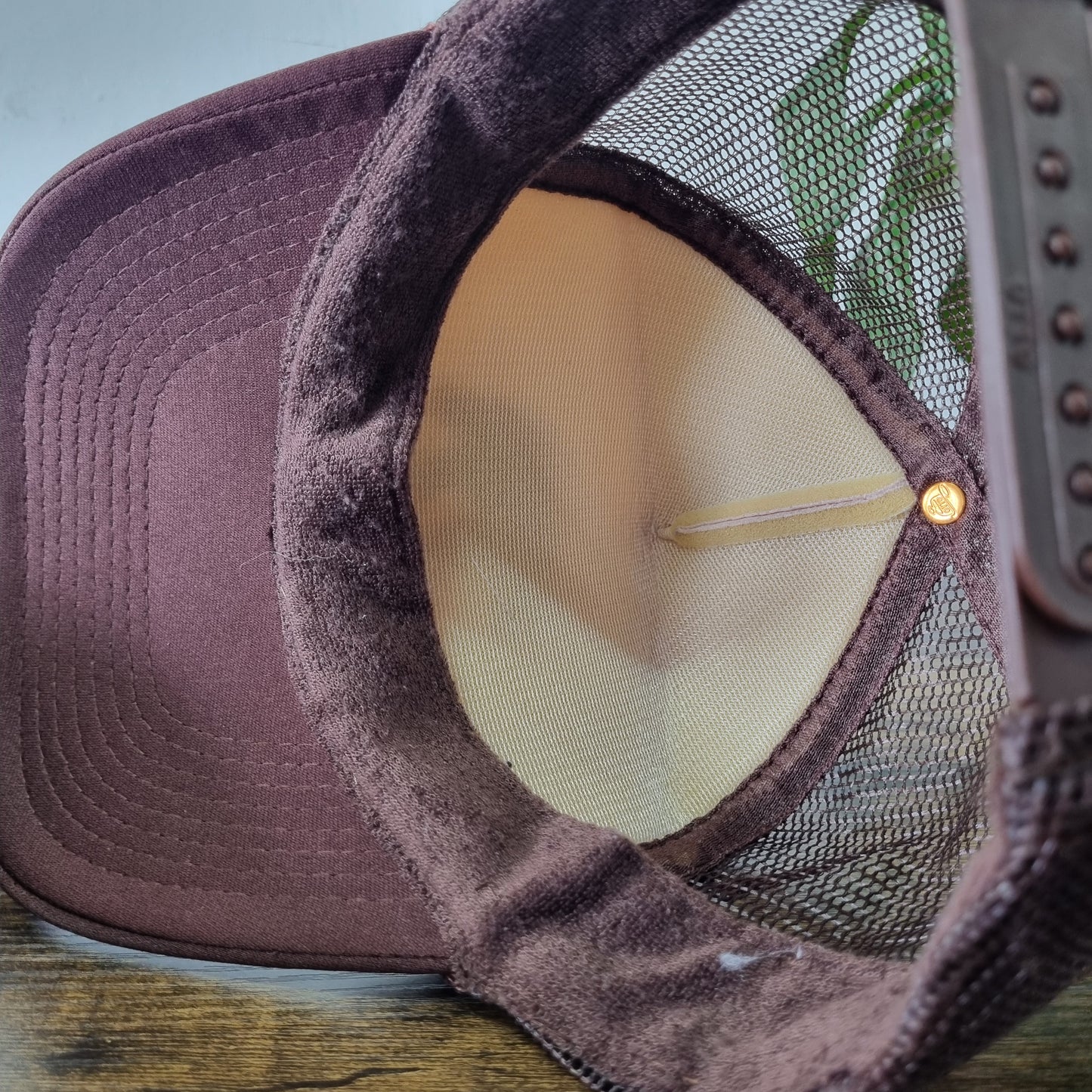 Vintage American Trucker Hat Snapback cap one size adjustable Beige Brown Beer