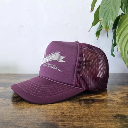 Vintage American Trucker Hat Snapback cap one size adjustable burgundy ITC