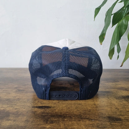 Vintage American lumber Trucker Hat snapback cap one size adjustable 90s navy white