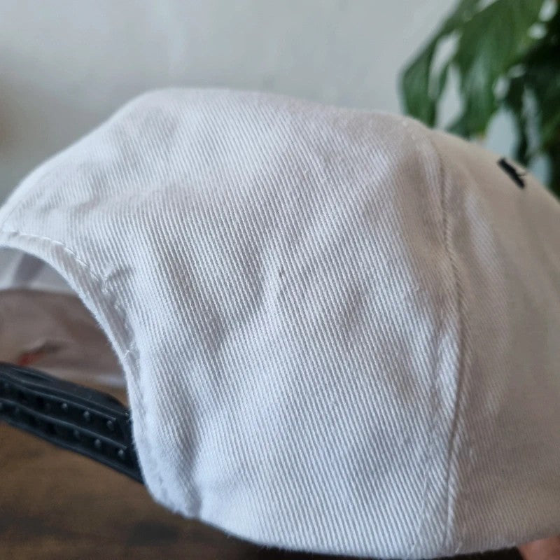 Vintage American Trucker Hat Snapback cap one size Botanical Gardens in St. Thomas black white