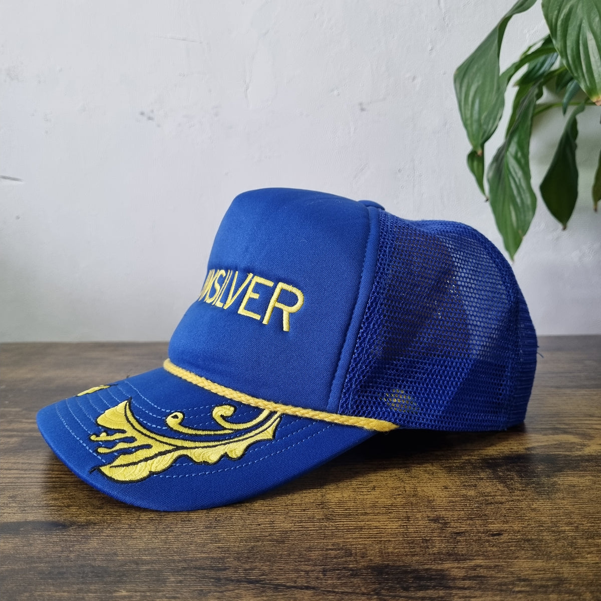 Vintage Quicksilver Trucker Hat Snapback cap one size adjustable Blue