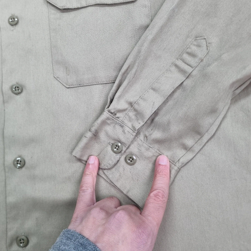 Vintage Dickies Boxy Fit Cropped Shirt Long Sleeve XL plain Beige Button Up Skater Y2K Surf