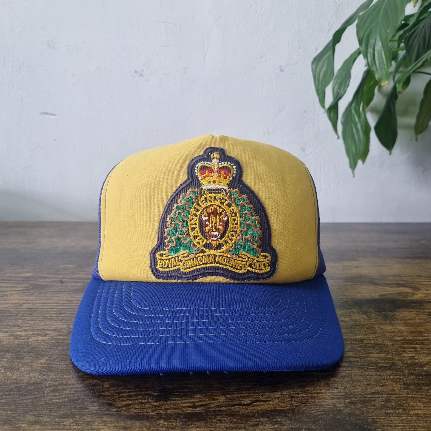 Vintage American Trucker Hat Snapback cap one size adjustable Yellow Blue