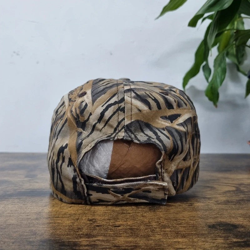 Vintage American Baseball Hat Snapback cap one size adjustable beige black realtree camo trane