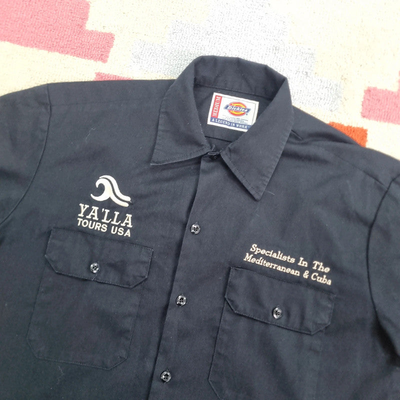 Vintage Dickies Boxy Fit Cropped Shirt Short Sleeve Medium plain Black Button Up Skater Y2K Surf