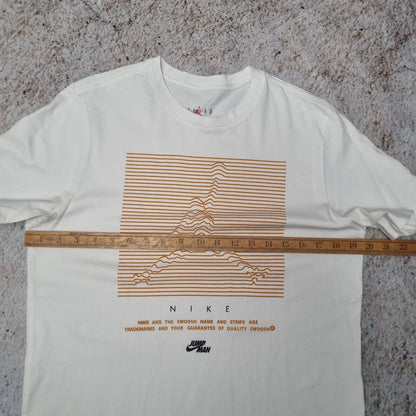 Nike Air jordan t shirt Size M White Graphic Top Jumpman