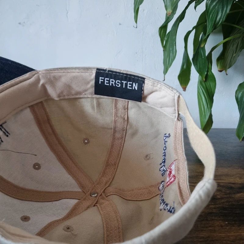 Vintage American baseball Hat Snapback cap one size adjustable beige navy Canada royal
