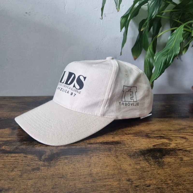 Vintage American Baseball Hat Snapback cap one size adjustable cream LDS Slovenia