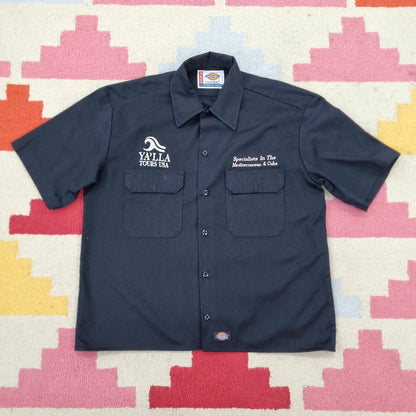 Vintage Dickies Boxy Fit Cropped Shirt Short Sleeve Medium plain Black Button Up Skater Y2K Surf
