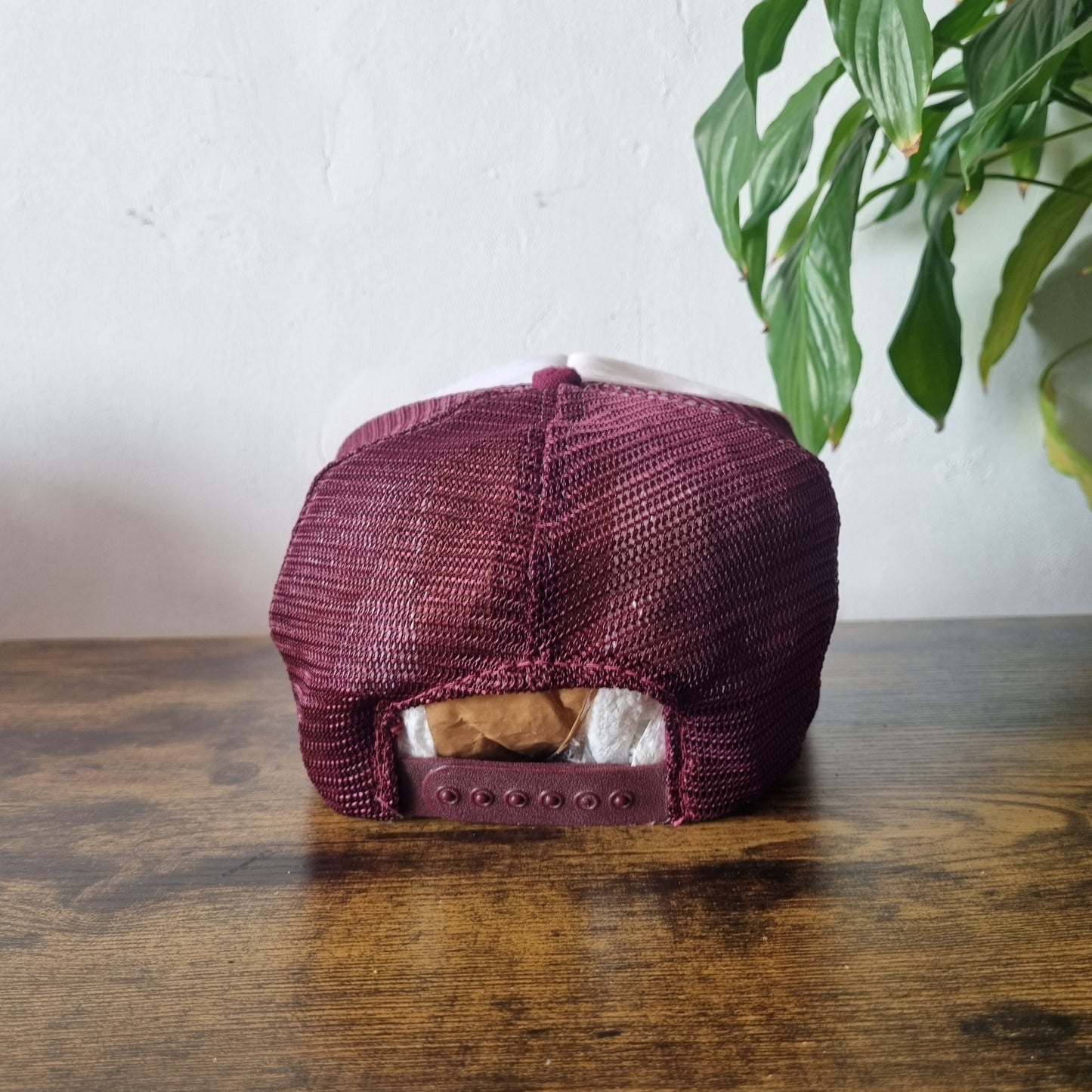 Vintage American Trucker Hat Snapback cap one size white burgundy