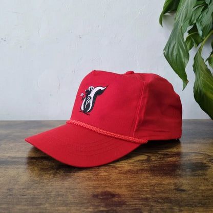 Vintage American Trucker Hat Snapback cap one size adjustable red Skunk animal