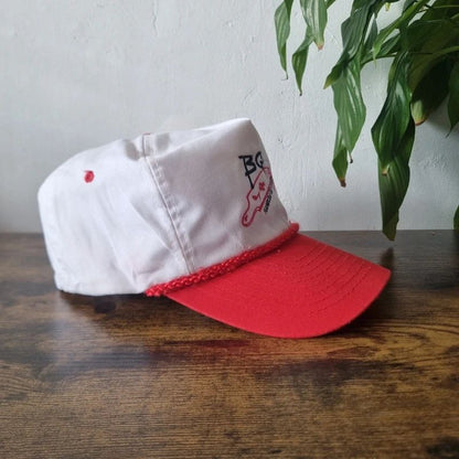 Vintage American Trucker Hat Snapback cap one size adjustable white red guitar straps