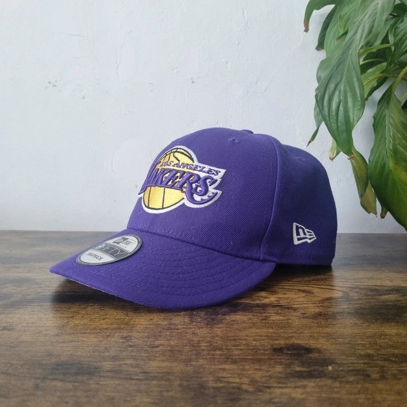 New Era LA Lakers 9fifty Baseball Hat Snapback cap one size adjustable purple