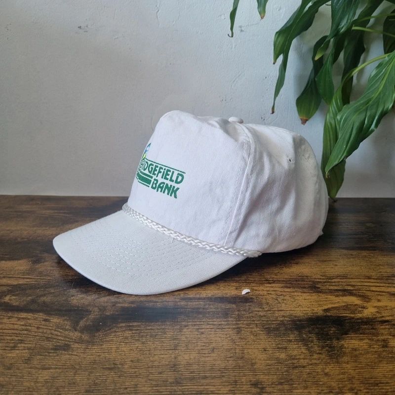 Vintage American Trucker Hat Snapback cap one size adjustable Ridgefield bank white