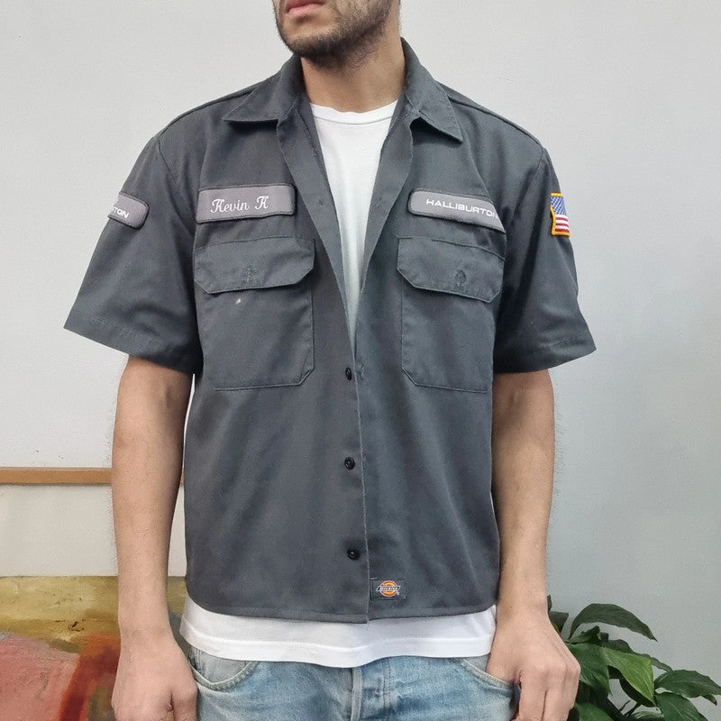 Vintage Dickies Boxy Fit Cropped Shirt Short Sleeve Medium plain grey Button Up Skater Y2K Surf