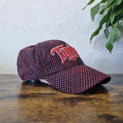 Nike Baseball Hat Snapback cap size large XL Twins mlb