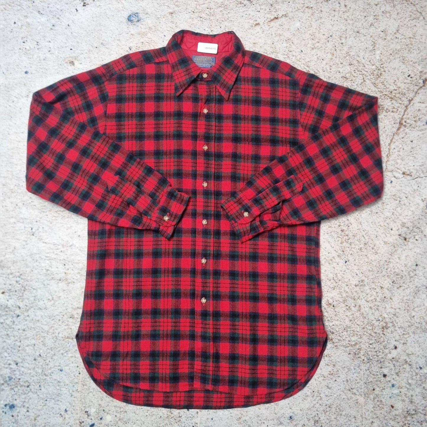 Pendleton Shirt Mens Checkered 100% Virgin Wool Flannel Button Up - Red - Size M