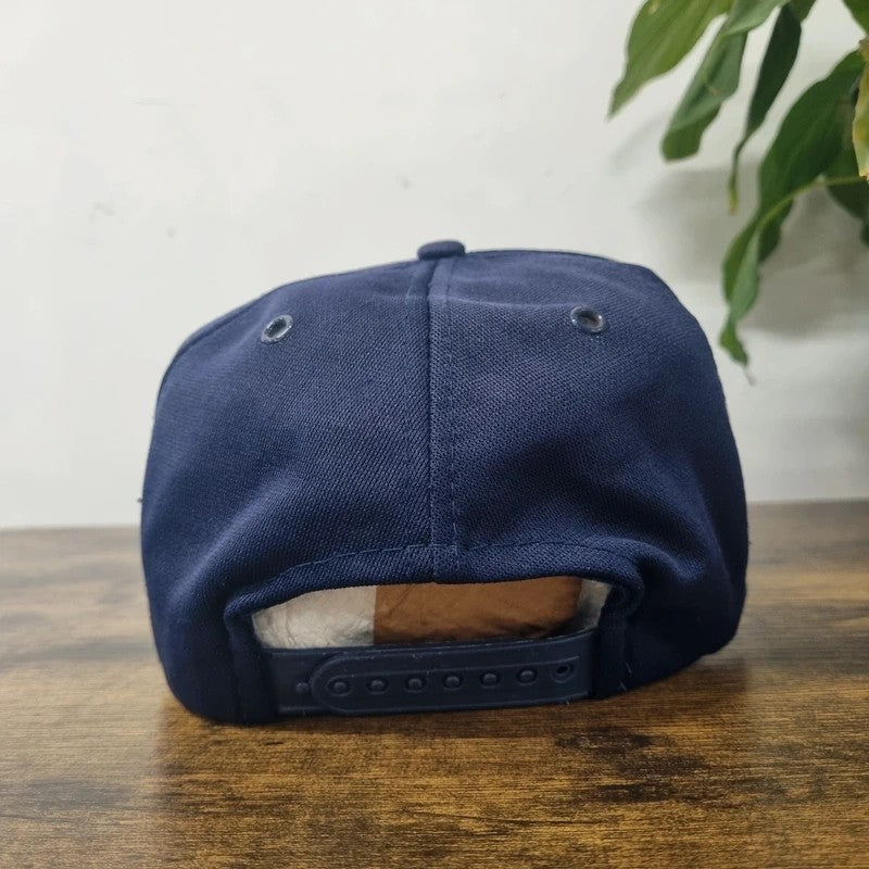 Vintage American Baseball Hat Snapback cap one size adjustable navy Winter games 92