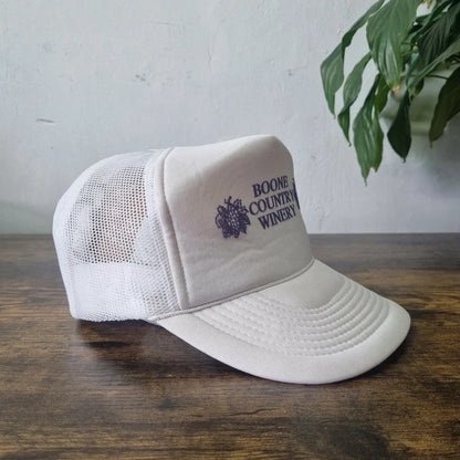 Vintage American Trucker Hat Snapback cap one size adjustable white bonne country winery