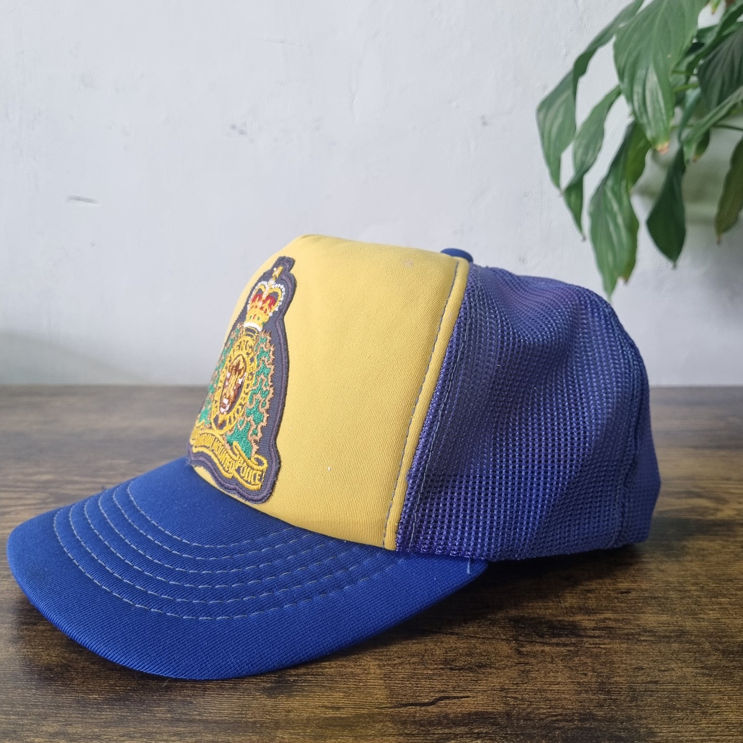 Vintage American Trucker Hat Snapback cap one size adjustable Yellow Blue