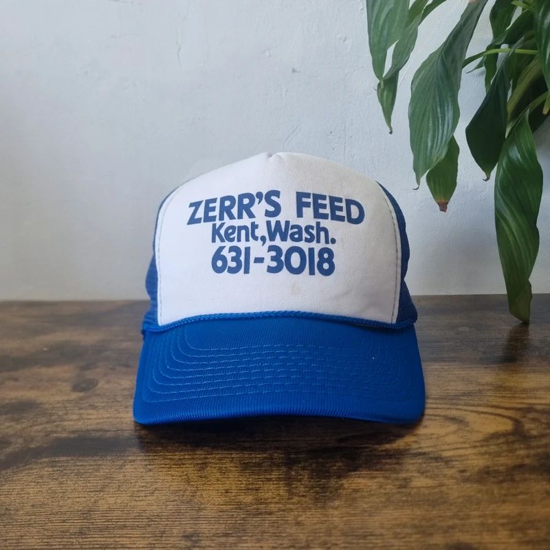 Vintage American Trucker Hat Snapback cap one size adjustable white blue zerr's feed farming