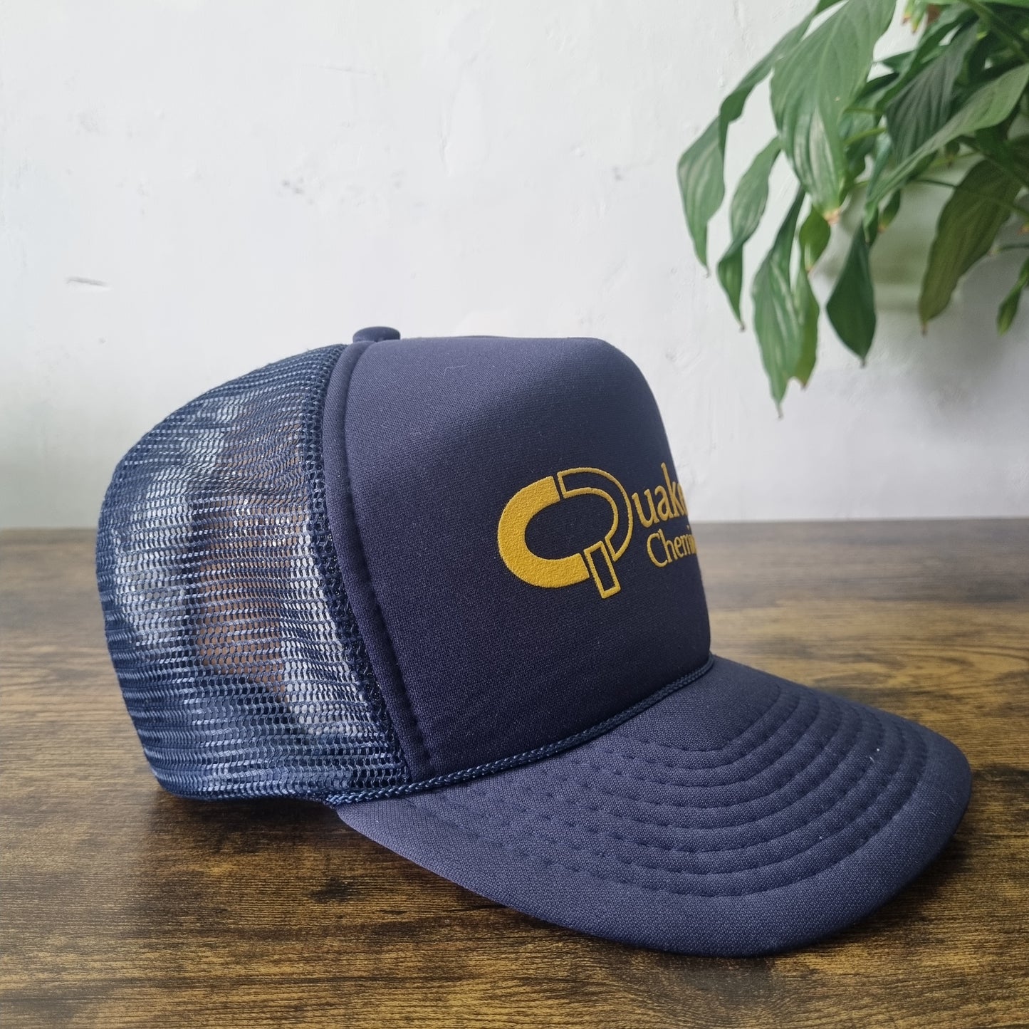 Vintage American Trucker Hat Snapback cap one size Navy Quaker chemical