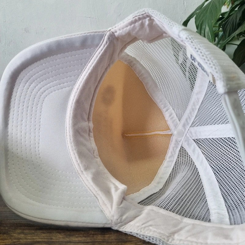 Vintage American Trucker Hat Snapback cap one size adjustable white bonne country winery
