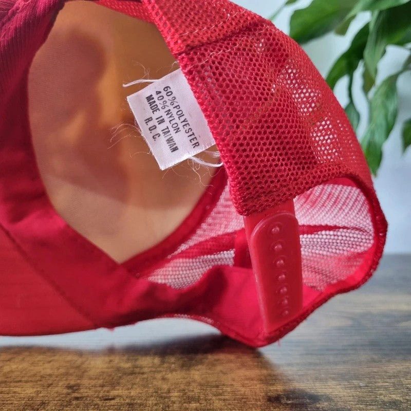 Vintage American Trucker Hat Snapback cap one size adjustable red white the grizzly ride