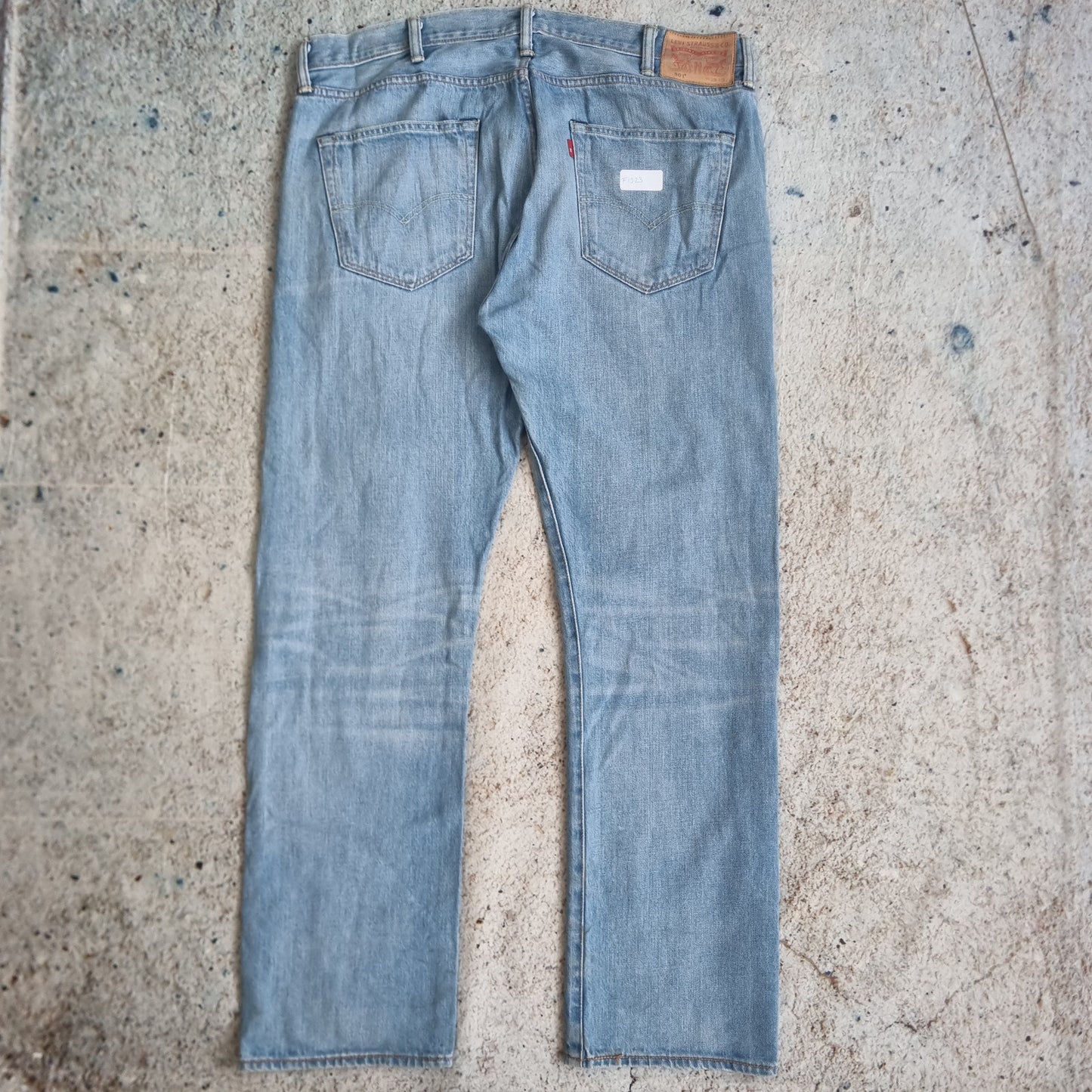 Levi's 501 Jeans Straight Leg Button Fly Red Tab Stonewash Size W38 L30 Blue