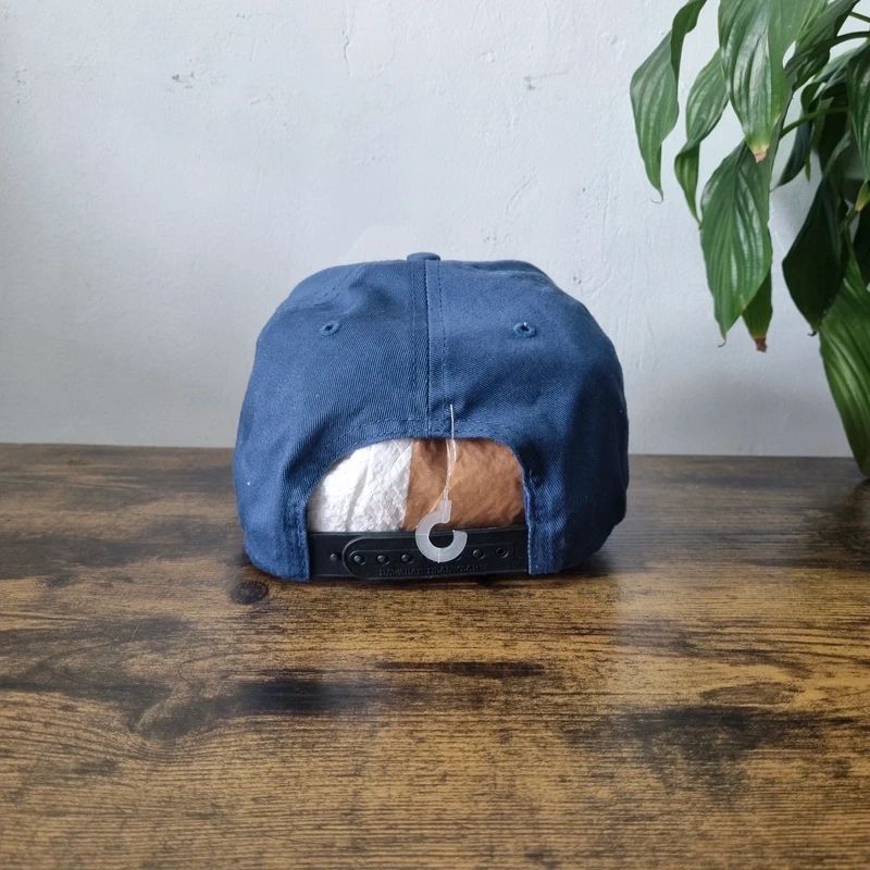 Vintage American Baseball Hat Snapback cap one size adjustable blue black Hawaii fish